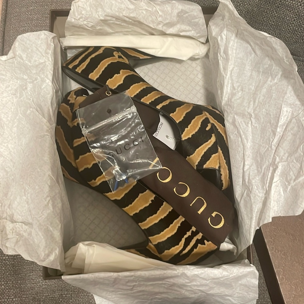Gucci Napa Charlotte/Pony Animalier heels size 39